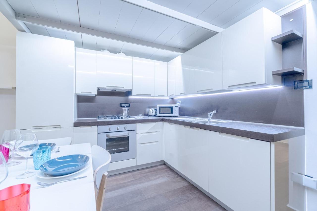 شقة Piazza Statuto Modern Loft تورينو المظهر الخارجي الصورة